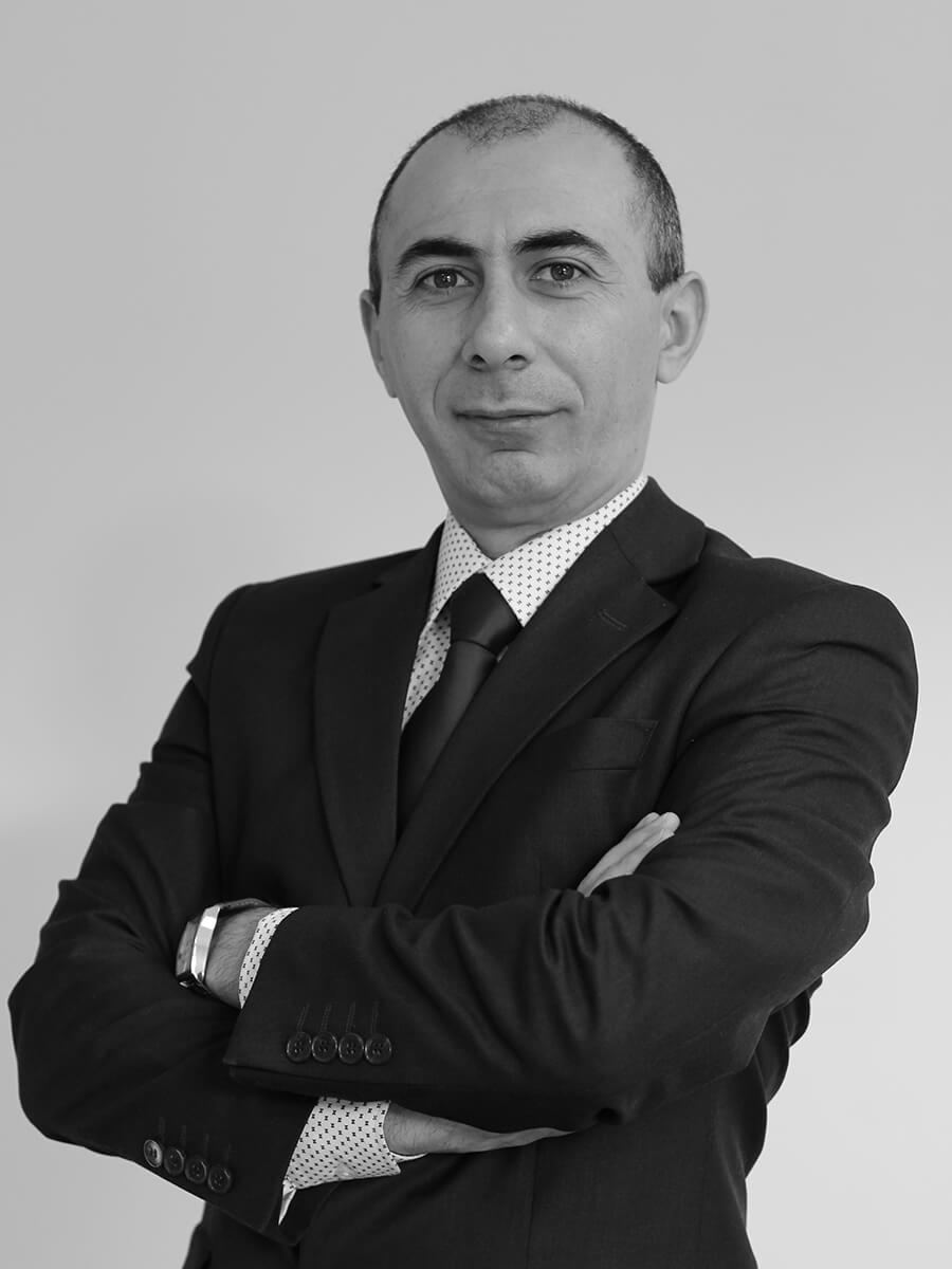 Artak Torchyan - Accountant
